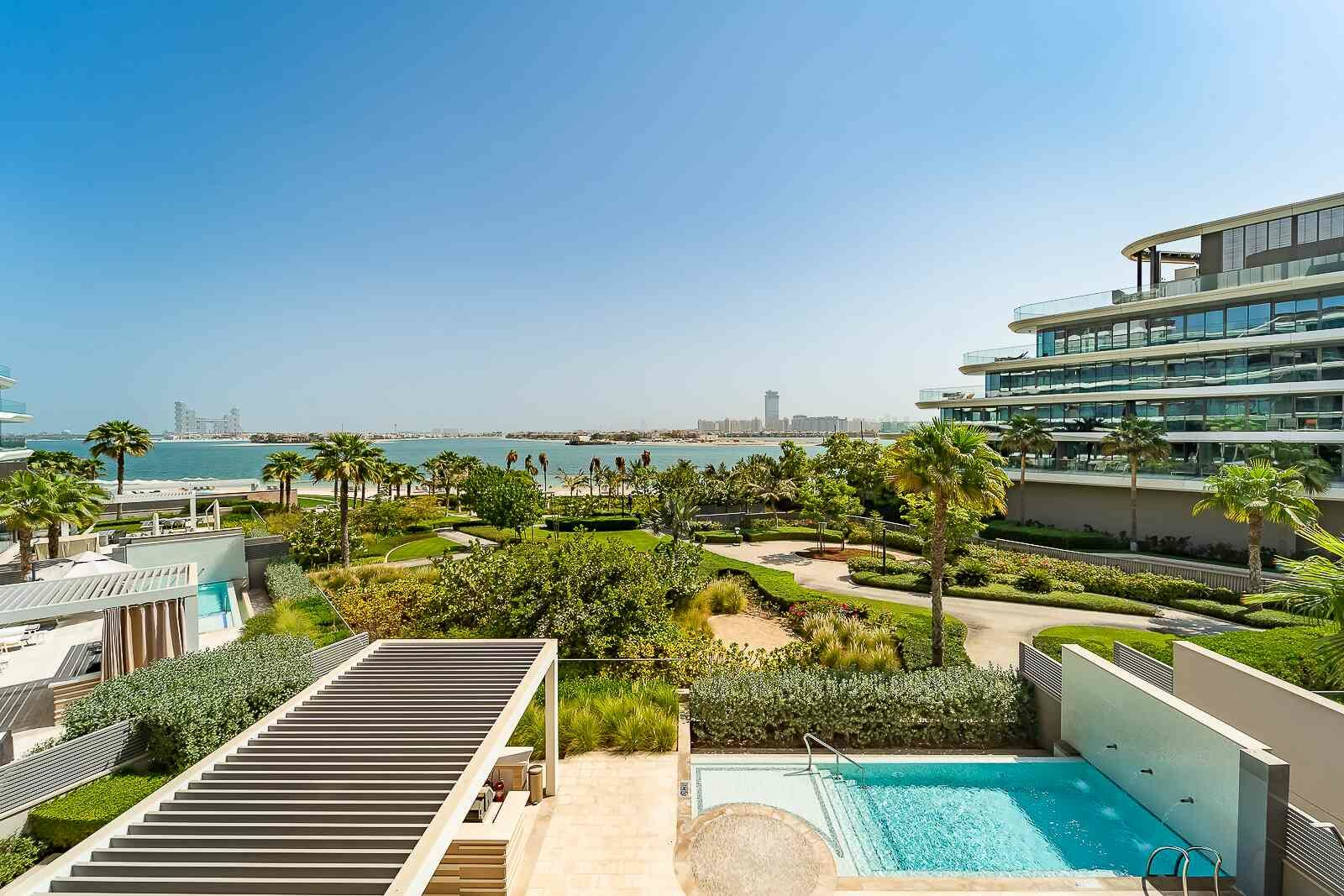 املاک ساحلی جمیرا (Jumeirah)